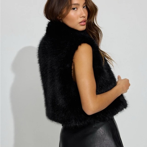 Garage Faux Fur Vest XS - Picture 1 of 6